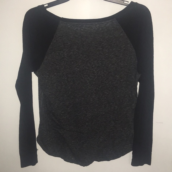 American Eagle Long Sleeve - Picture 3 of 3